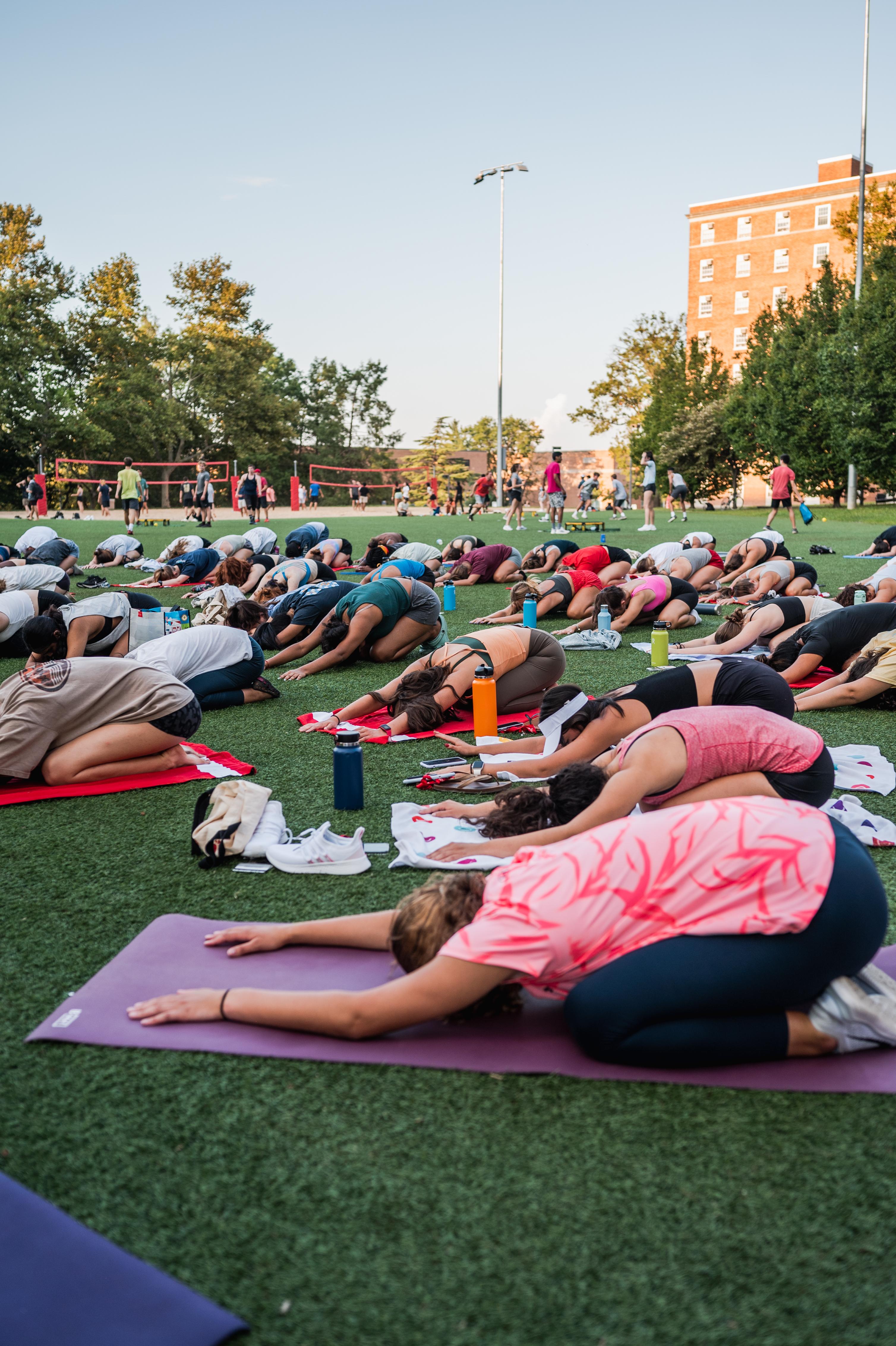 yoga outdoors group