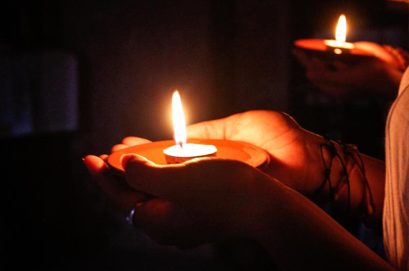candle lighting